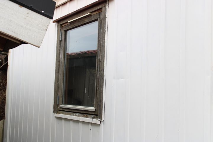 762112-5 Bostadscontainer/Lager ca 15m2