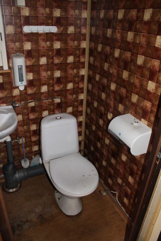 762112-24 Bostadscontainer/Lager ca 15m2