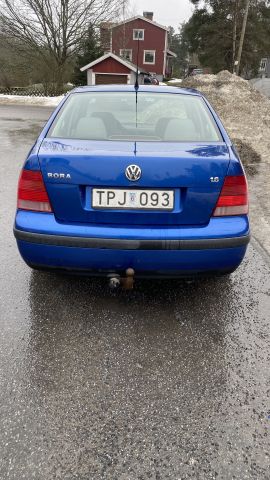 661515-4 Volkswagen BORA 1.6, 2002 - Reg. No: TPJ093 - Renovation object