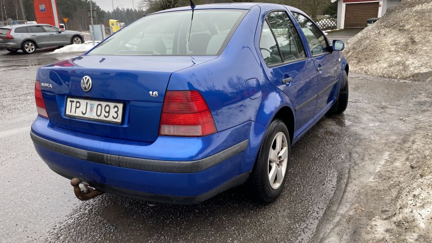661515-5 Volkswagen BORA 1.6, 2002 - Reg. No: TPJ093 - Renovation object
