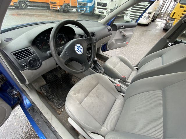 661515-20 Volkswagen BORA 1.6, 2002 - Reg. No: TPJ093 - Renovation object