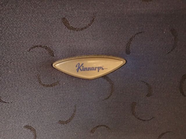 752845-4 2 office chairs Kinnarps