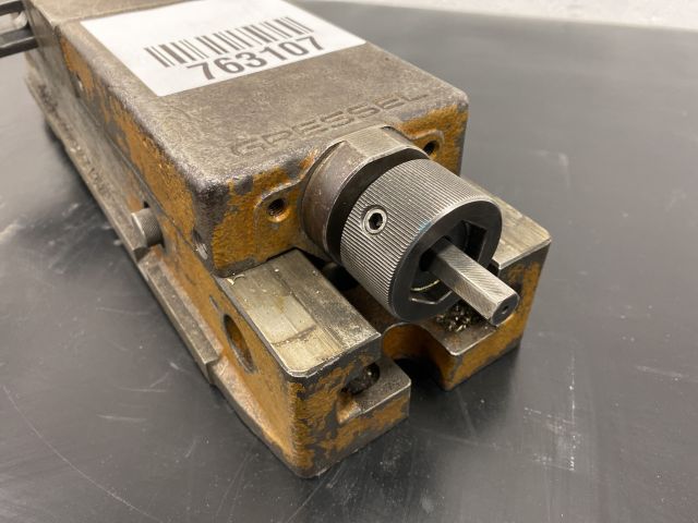 763107-3 Hydraulic machine vise Gressel