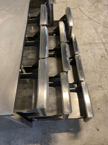 762509-4 Kema Blue Line cooling bench with 11 drawers, folded back edge