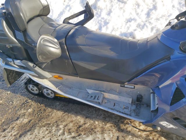 578470-22 Snowmobile Lynx Adventure GT 600Sdi -07 FFL561