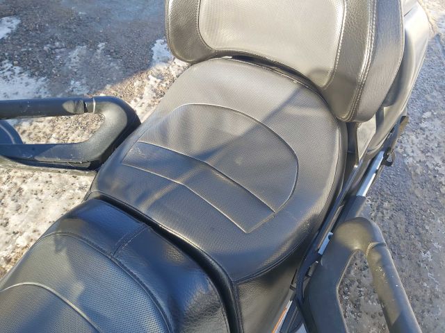 578470-28 Snowmobile Lynx Adventure GT 600Sdi -07 FFL561