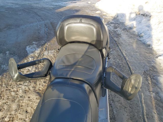 578470-29 Snowmobile Lynx Adventure GT 600Sdi -07 FFL561