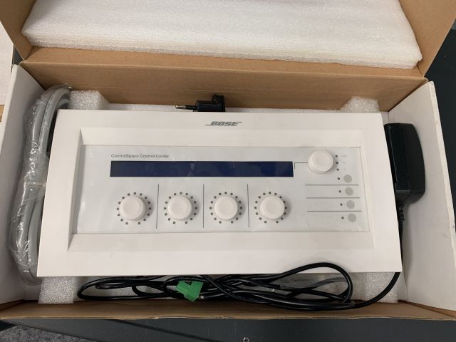 758515-11 Speakers and power amplifiers Bosch and Bose