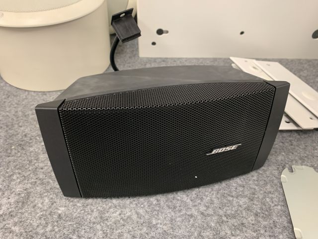 758515-16 Speakers and power amplifiers Bosch and Bose