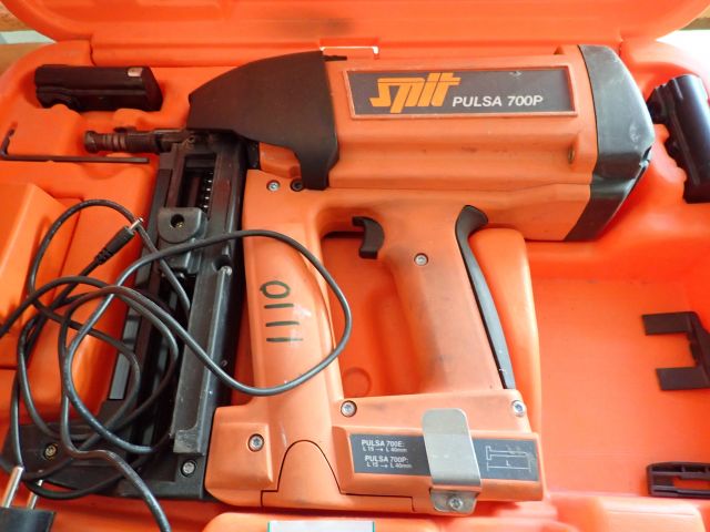 755119-3 Bolt pistol SPIT PULSA 700P