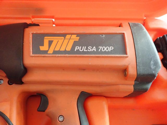 755119-4 Bolt pistol SPIT PULSA 700P