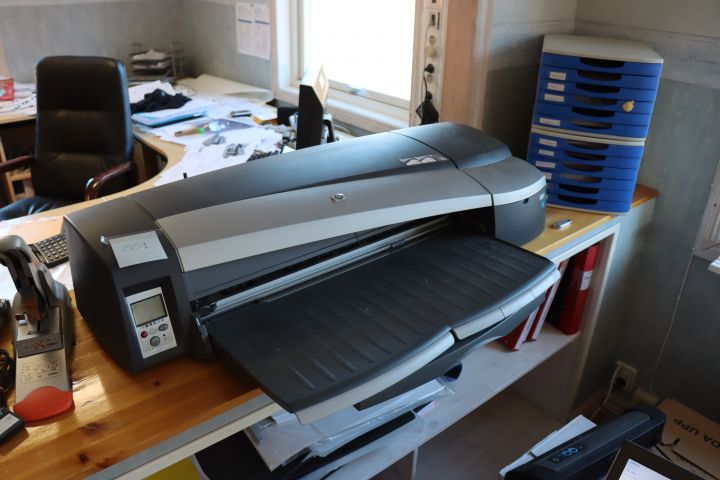 765565-1 Large format printer HP DesignJet 130