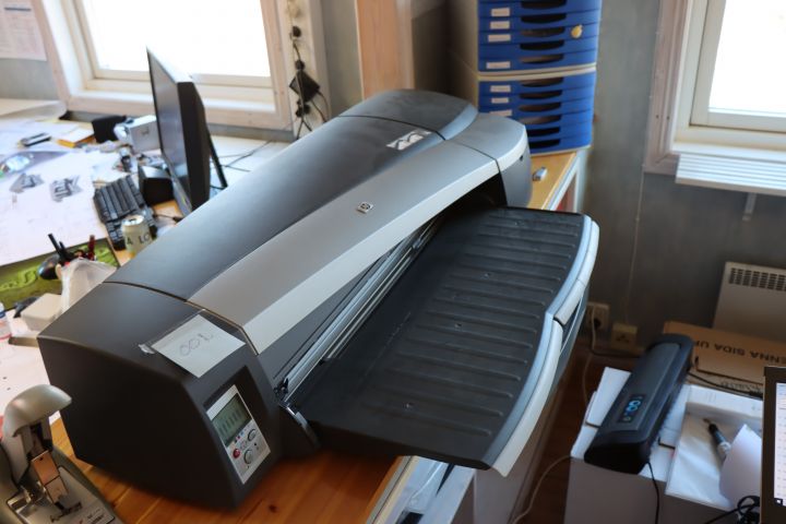 765565-6 Large format printer HP DesignJet 130