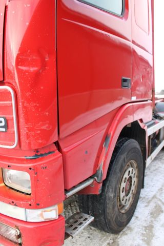 765576-12 Roll barrel changer with hook arm Volvo FH12-37 8X4 1999 414 hp