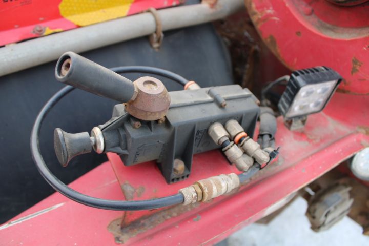 765576-24 Roll barrel changer with hook arm Volvo FH12-37 8X4 1999 414 hp