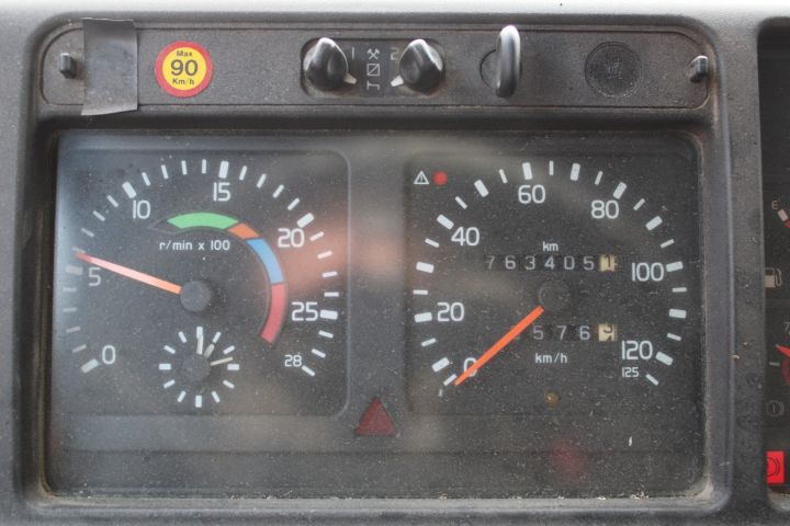 765576-43 Roll barrel changer with hook arm Volvo FH12-37 8X4 1999 414 hp