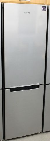 764408-13 Complete kitchen, 2 dishwashers, 3 micro, 3 refrigerators 60x210x90 cm