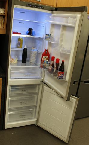 764408-14 Complete kitchen, 2 dishwashers, 3 micro, 3 refrigerators 60x210x90 cm