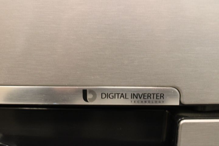 764408-15 Complete kitchen, 2 dishwashers, 3 micro, 3 refrigerators 60x210x90 cm