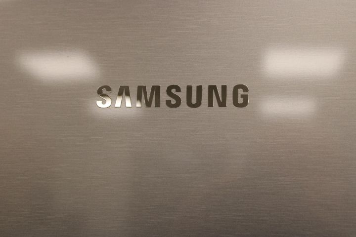 764408-17 Complete kitchen, 2 dishwashers, 3 micro, 3 refrigerators 60x210x90 cm