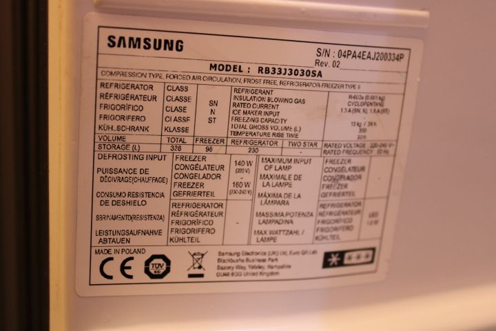 764408-18 Complete kitchen, 2 dishwashers, 3 micro, 3 refrigerators 60x210x90 cm
