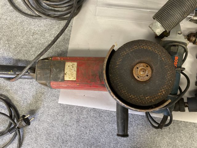 745536-5 Collection of power tools