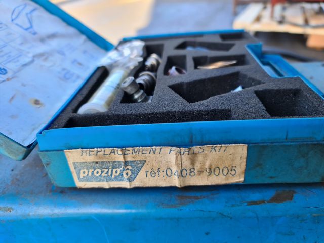 762710-12 Plasma cutter OERLIKON SAF Model Prestozip 625