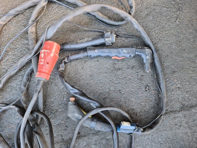 762710-13 Plasma cutter OERLIKON SAF Model Prestozip 625