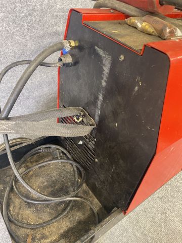 745538-3 MIG Welding - Bravo 155 Combi