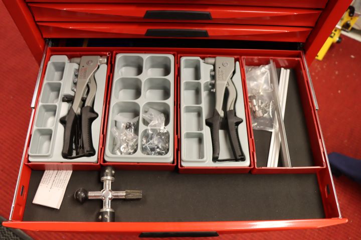 659004-15 Teng Tools Tool trolley with lots of tools