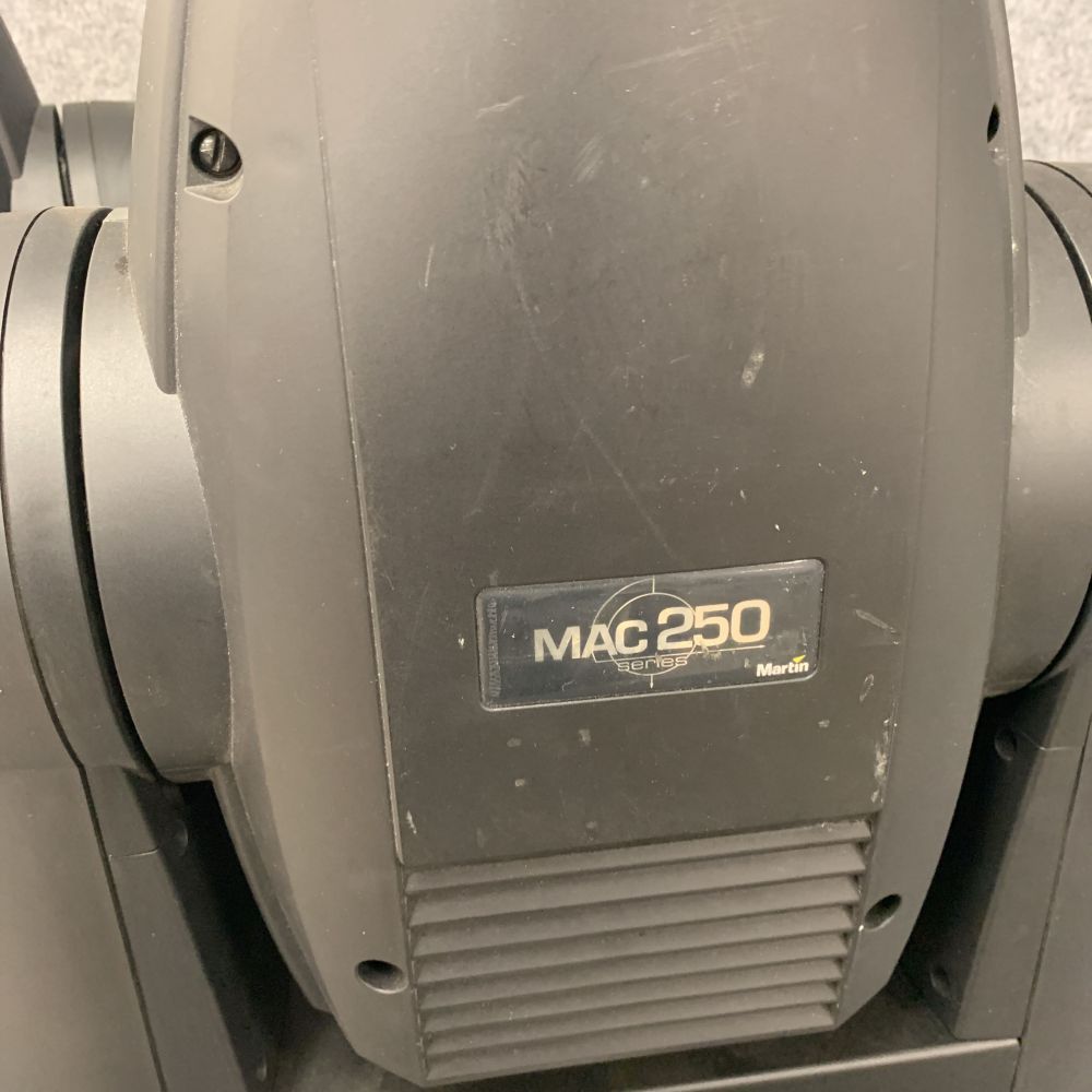 760050-2 Wash MAC250 Martin 2 st inkl Flightcase