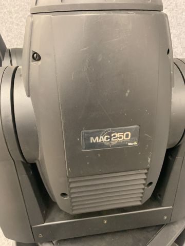 760050-2 Wash MAC250 Martin 2 st inkl Flightcase