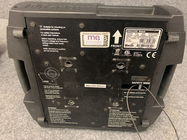760060-10 Wash MAC250 Martin 2 st inkl Flightcase