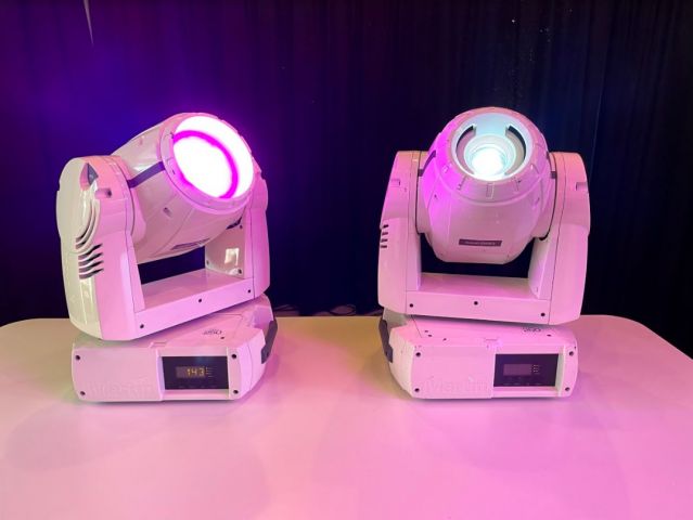 717625-8 Martin MAC 250, 5 pcs krypton, 4 pcs wash with flight case