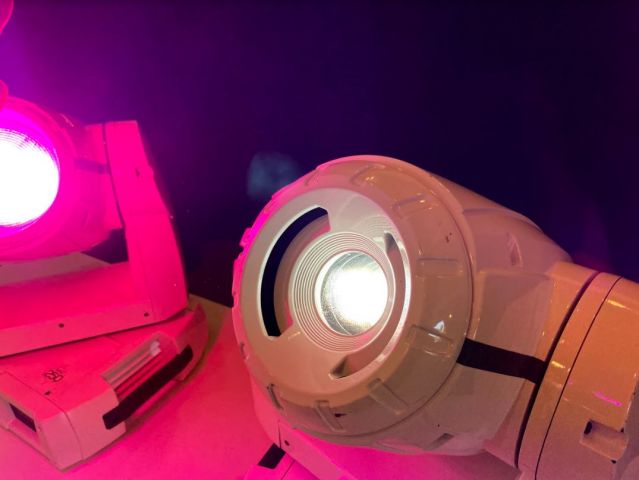 717625-10 Martin MAC 250, 5 pcs krypton, 4 pcs wash with flight case