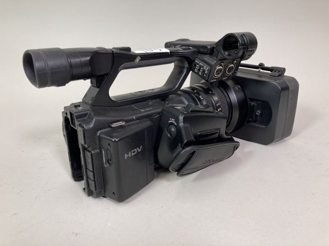 767268-2 Sony HDV 1080i DVCAM Recorder