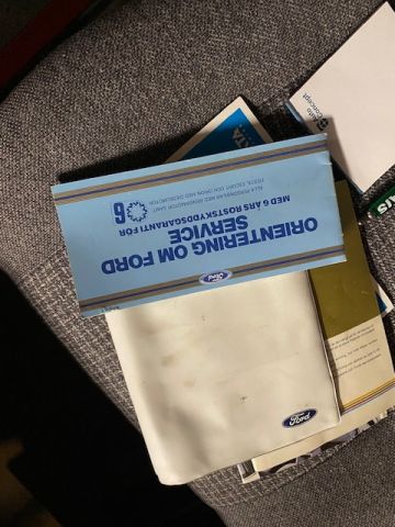 767291-16 Ford Escort -1986