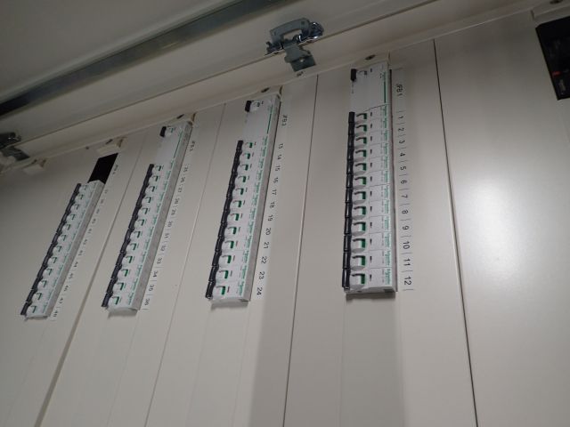 767311-4 Electrical cabinet Prisma G