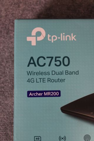 662052-2 Router - TP-Link AC750, Archer MR200