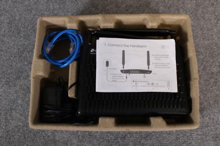 662052-11 Router - TP-Link AC750, Archer MR200