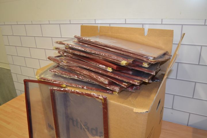 735452-2 Menypärmar nya ca 50st.