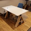 659038-2 Raise / lower desk / design table with desk chair