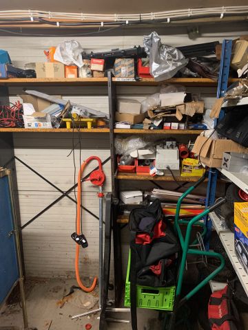 758545-2 Verkstadsinredning och innehåll