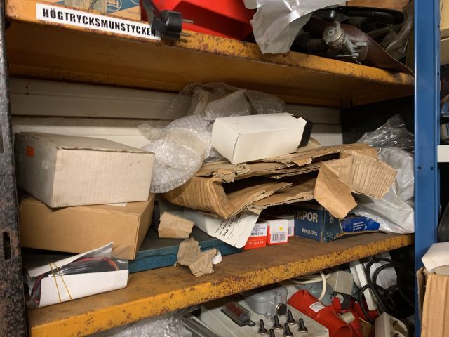 758545-19 Verkstadsinredning och innehåll