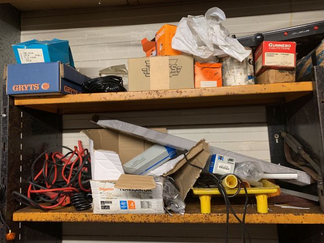 758545-21 Verkstadsinredning och innehåll