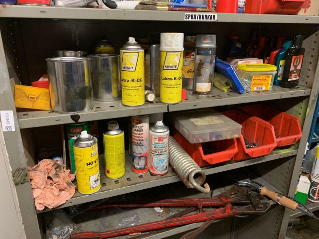 758545-24 Verkstadsinredning och innehåll