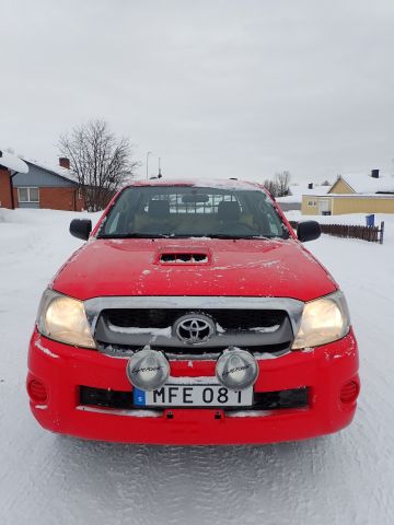 687402-8 A-Tractor Toyota Hilux -2011 Reg: MFE081