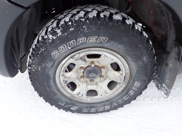 687402-9 A-Tractor Toyota Hilux -2011 Reg: MFE081