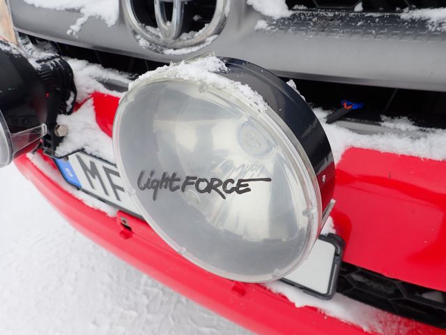 687402-21 A-Tractor Toyota Hilux -2011 Reg: MFE081