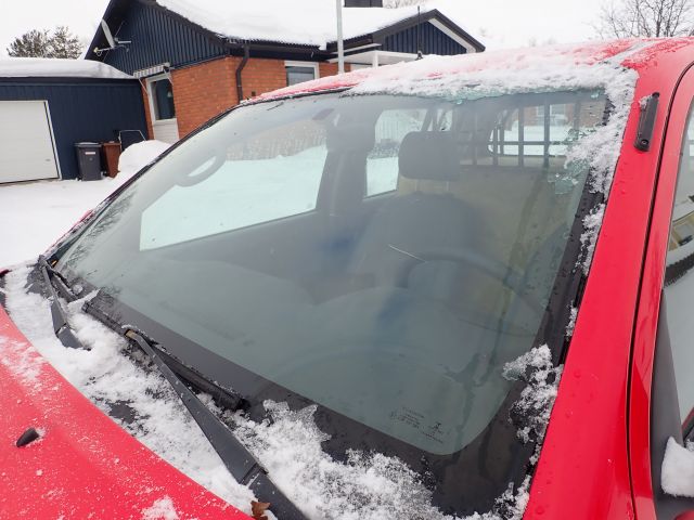 687402-28 A-Tractor Toyota Hilux -2011 Reg: MFE081